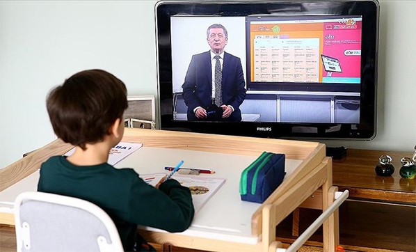 uzaktan-egitim-bugun-basliyor-iste-2020-eba-giris-4450479