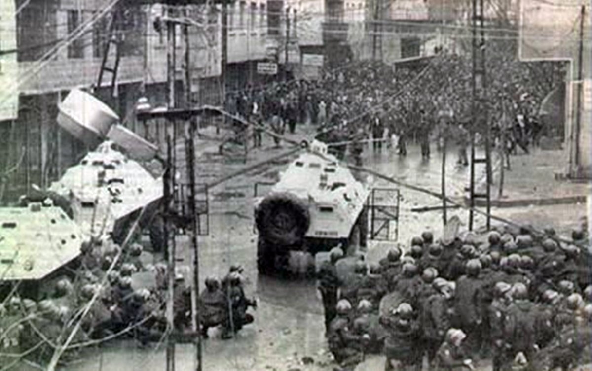 gazi-katliaminin-uzerinden-24-yil-gecti-1552378413