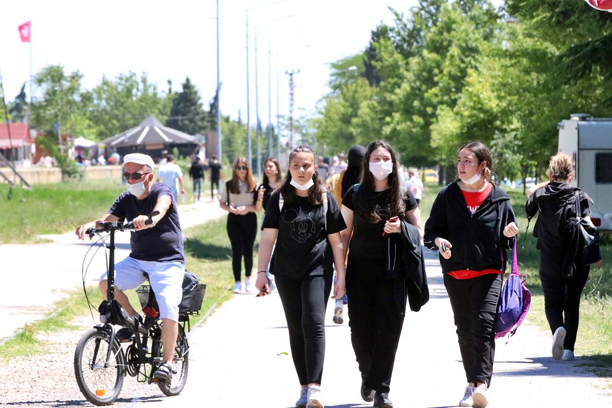 20200605-2-42813591-556582081