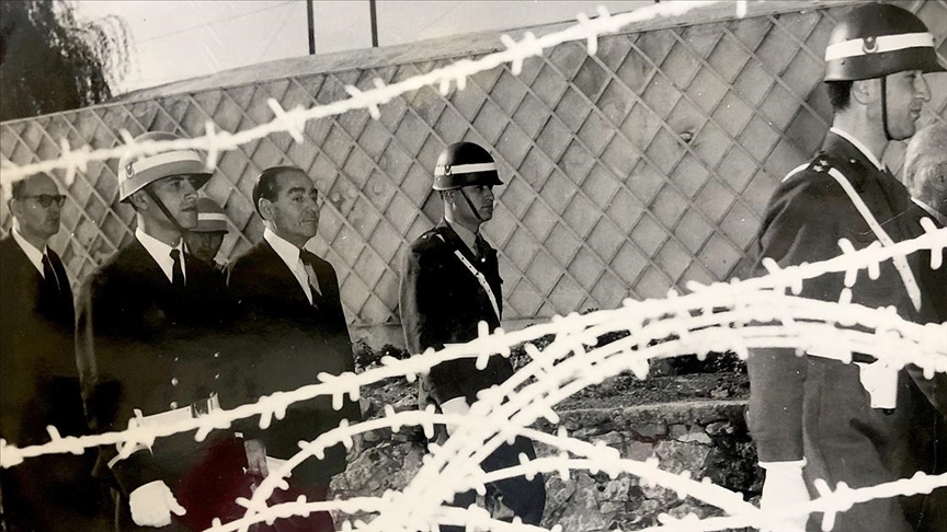 thumbs-b-c-80c7c092c3344387c70fd847808e1453