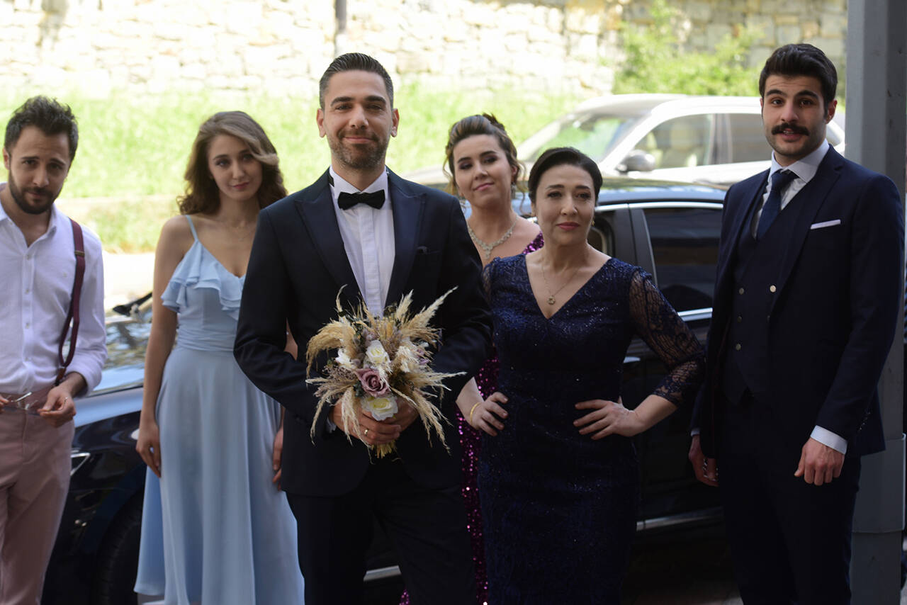 60bb273fe226011964b5a373