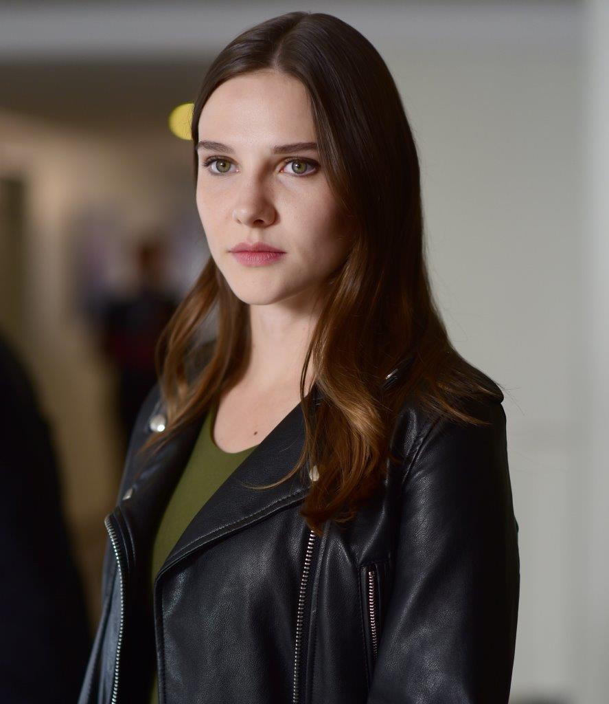 22-bolum-foto-galeri-1623418243092