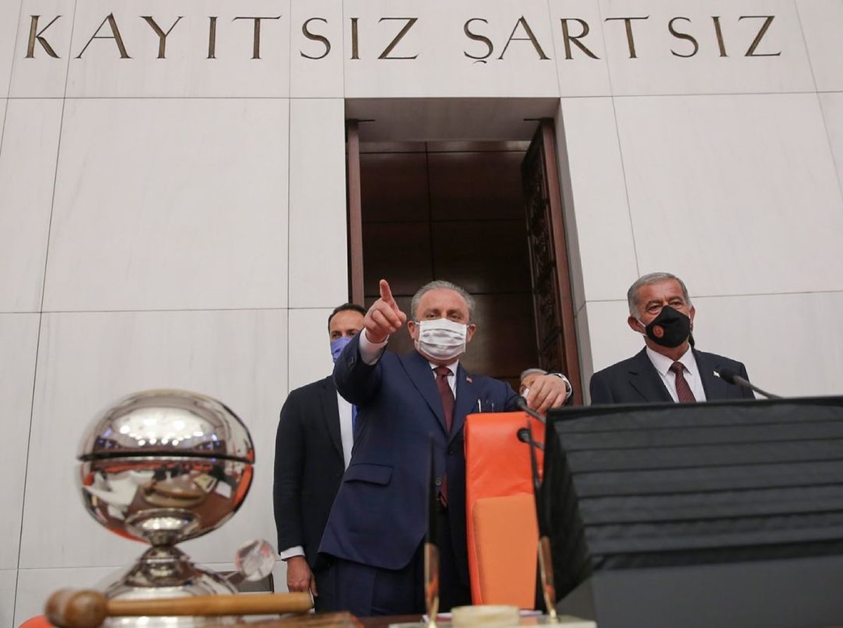 197549018-1422307374828599-5636888944515982940-n-001