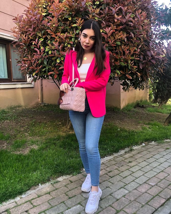Birsu Demir kimdir, kaç yaşında, nereli, evli mi? İşte şaşırtan son hali