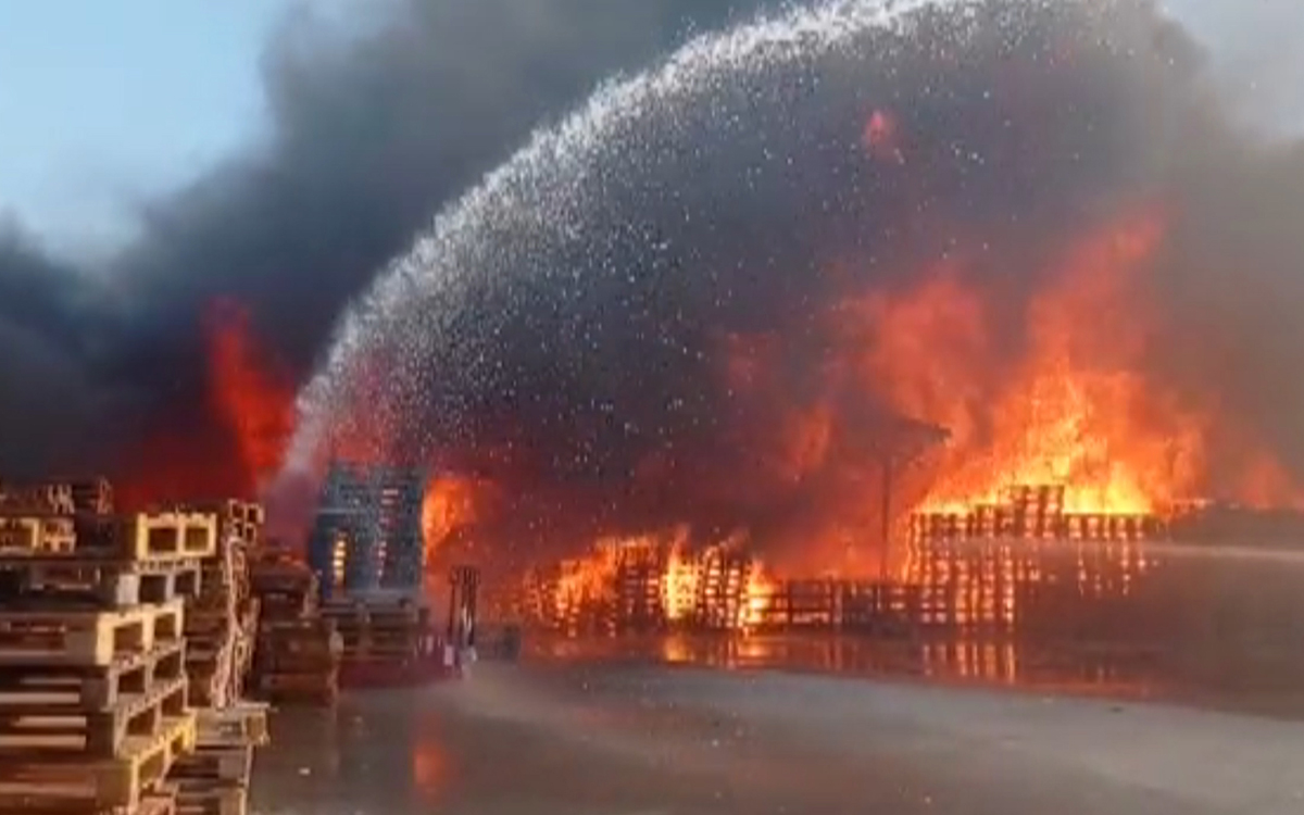 kahramanmarasta-market-deposu-yangini-8565-dhaphoto3-copy