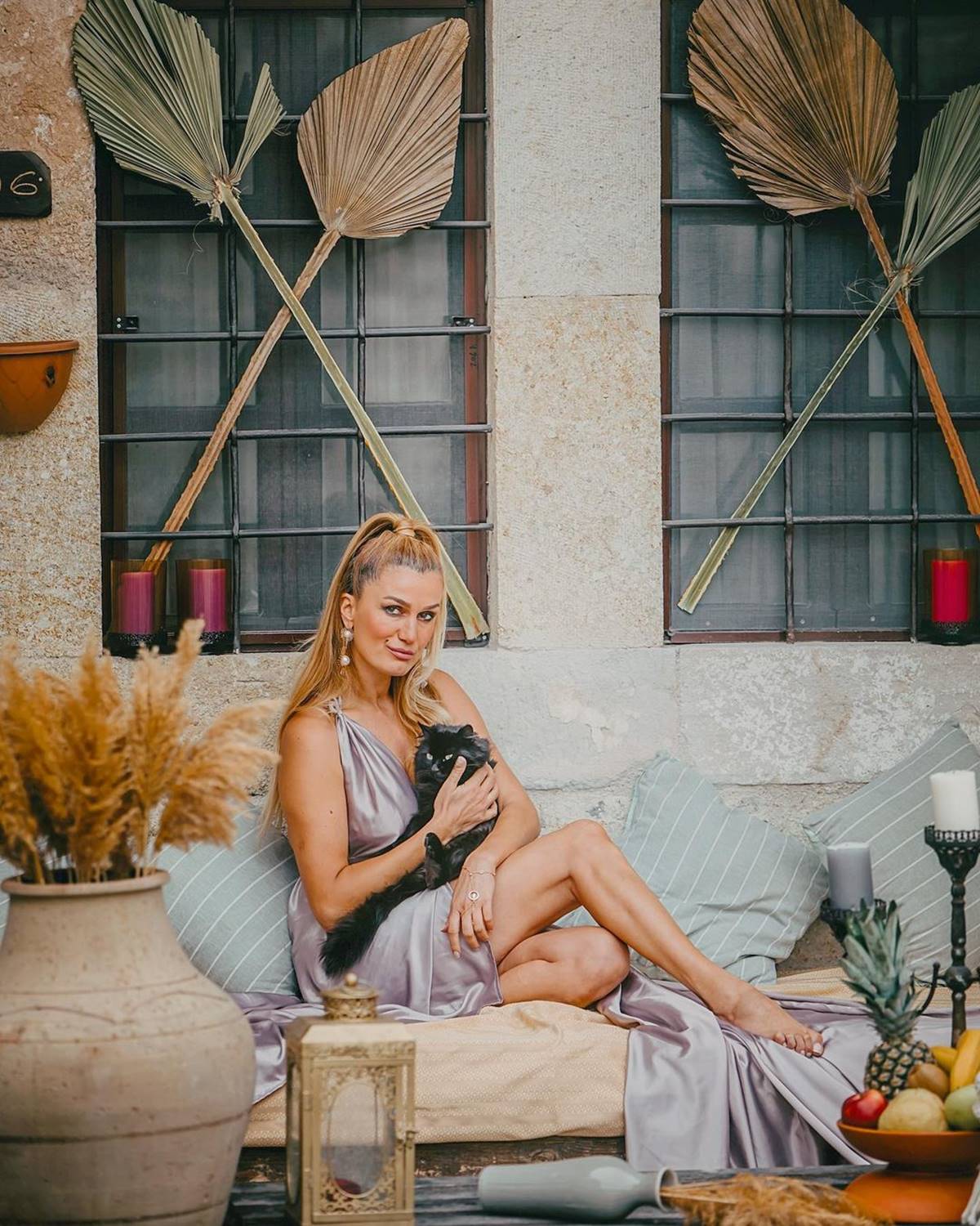 tugbaozay10-174344236-283420323443643-8376877520080613086-n