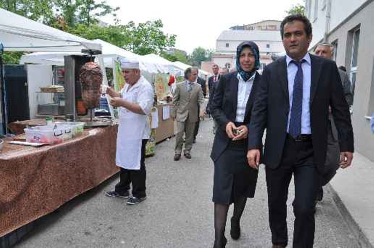 2012-05-08-beude-stant-acilisi-yapi-qegb