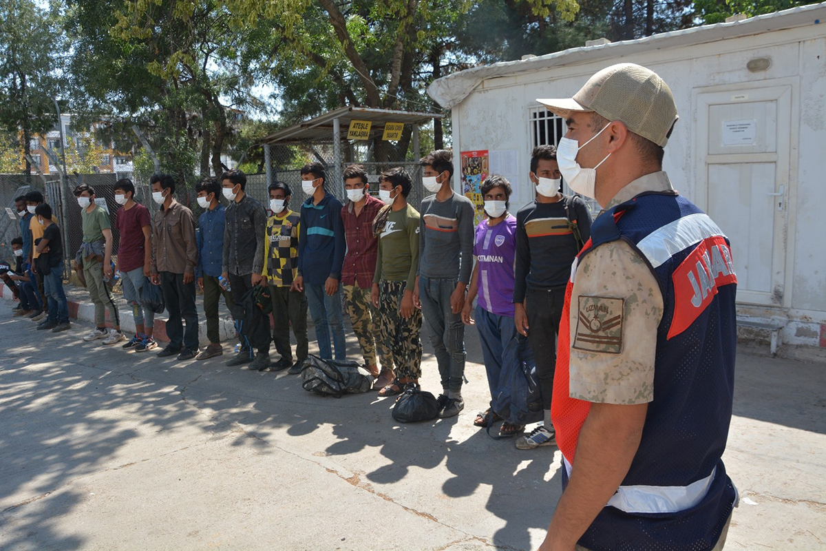 afgan-gocmen-karakol