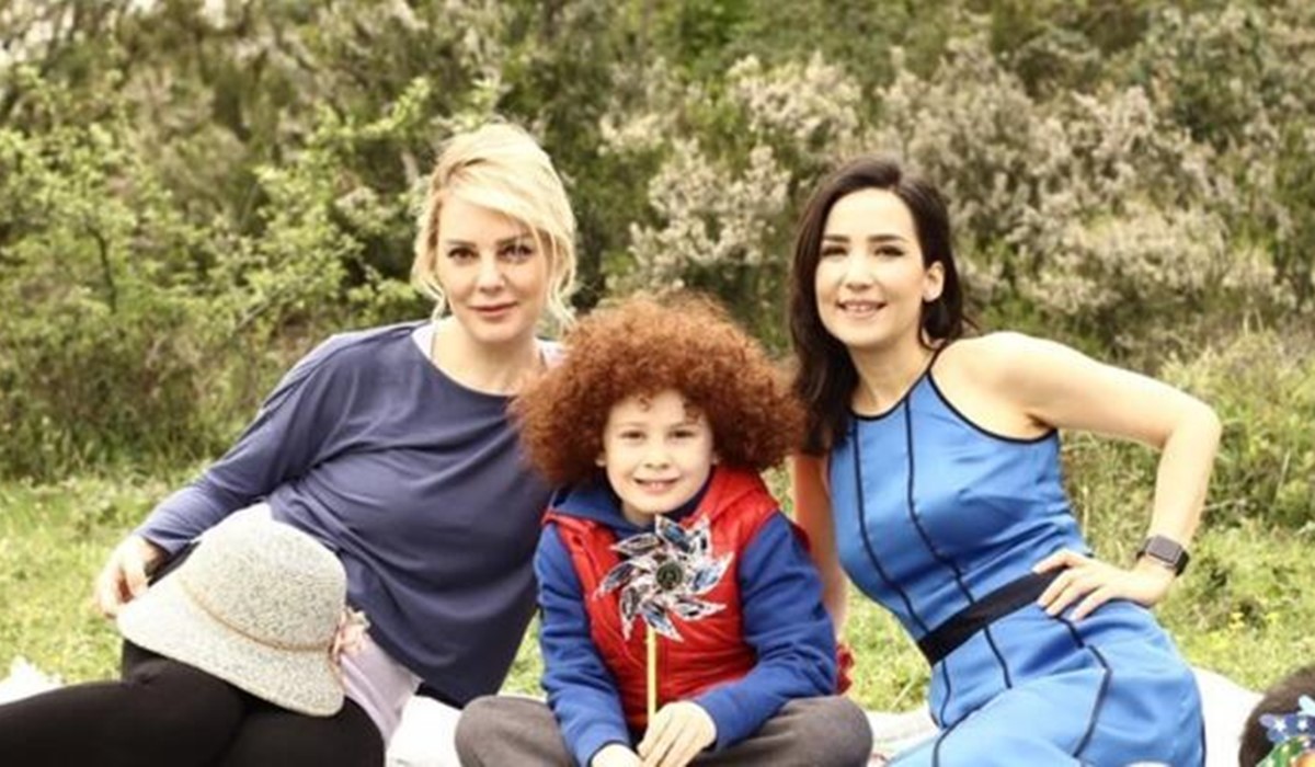 611f6454d265a2244c3e6e09-1