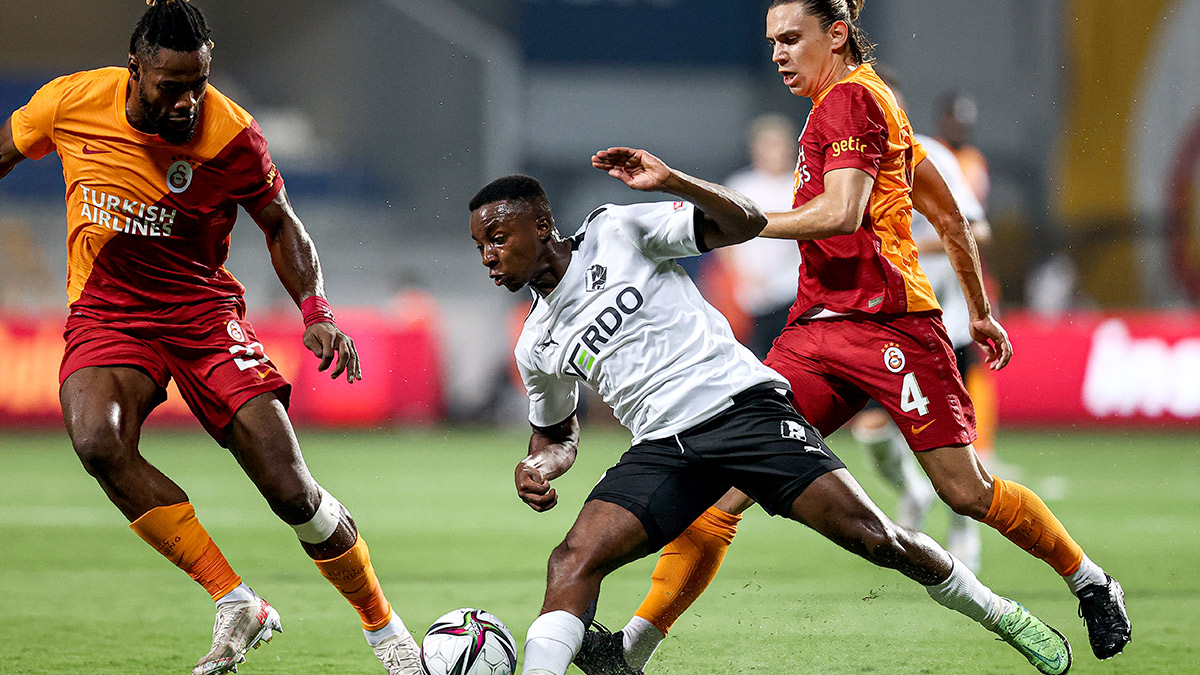 1galatasarayi.jpg