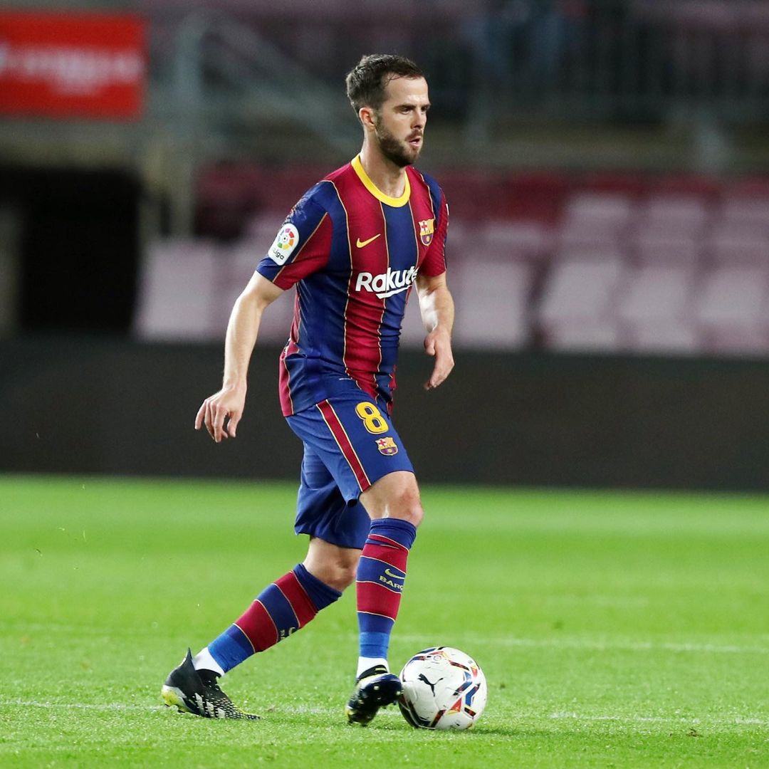 miralem-pjanic-149783821-480233119651523-8863992752050516912-n.jpg