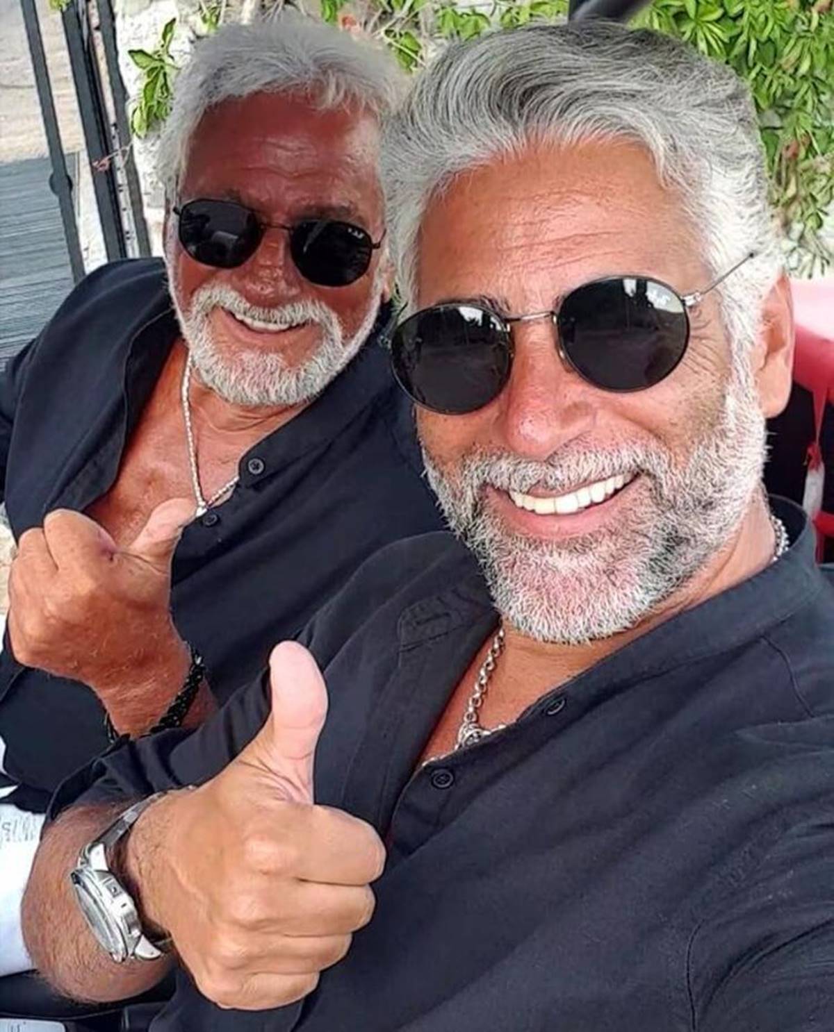 612ceaed4e3fe11b54fd4834