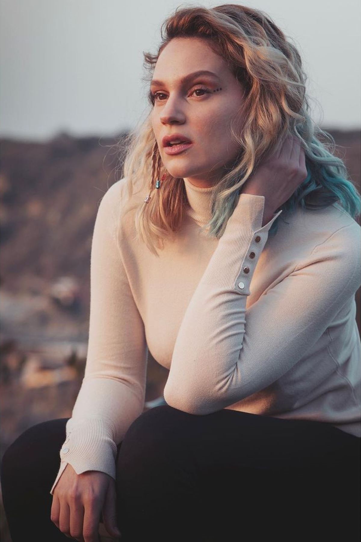 fafazey-176880241-734550450569703-8090575323154331740-n