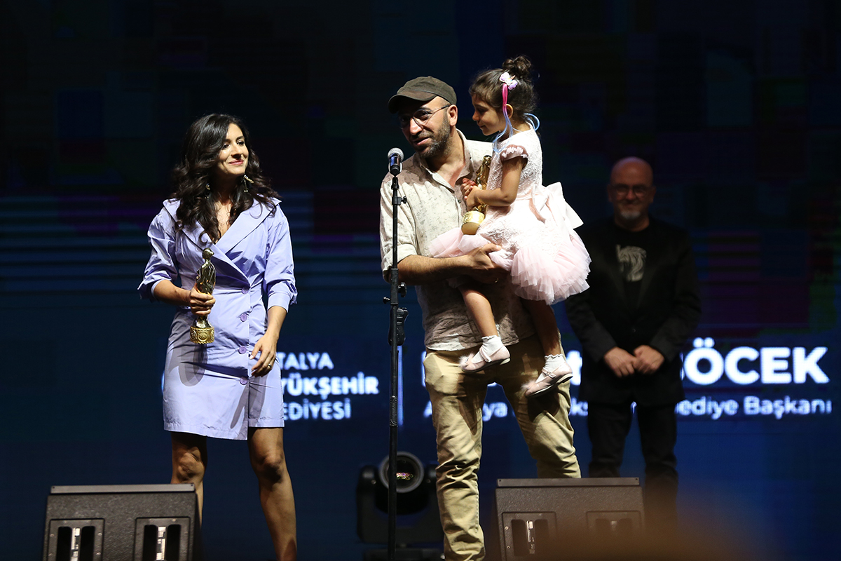 nihal-yalcin-tarhan-karagoz