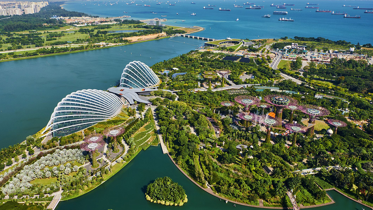 singapore-garden-by-the-bay-supertree-grove-638256268-fa59e7e78b6449aaa40f68eafe6ff1a1.jpg