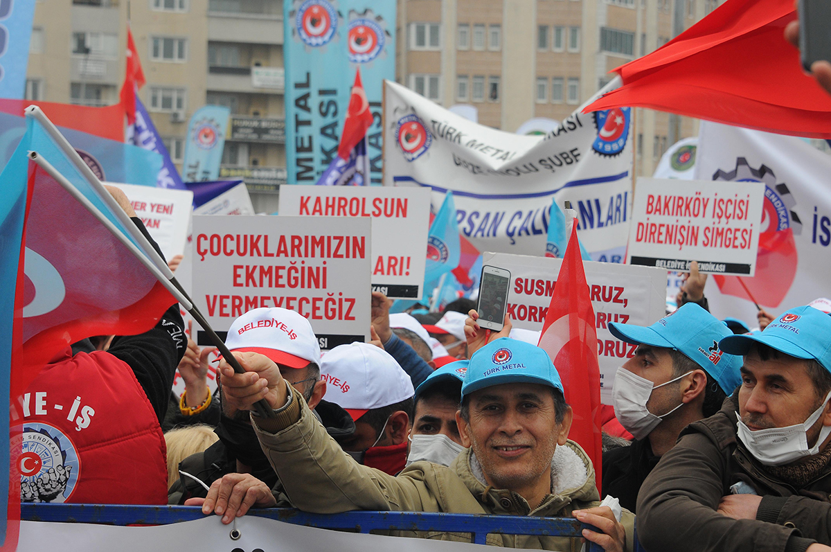 izmitte-metal-iscilerinden-toplu-sozlesme-mitingi-2348-dhaphoto15-copy.jpg