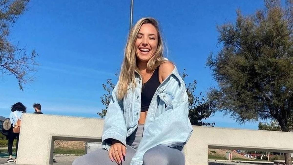 829x469-sude-burcu-kimdir-survivor-sude-kac-yasinda-nereli-survivor-2022-sude-burcu-meslegi-ne-1642187411790