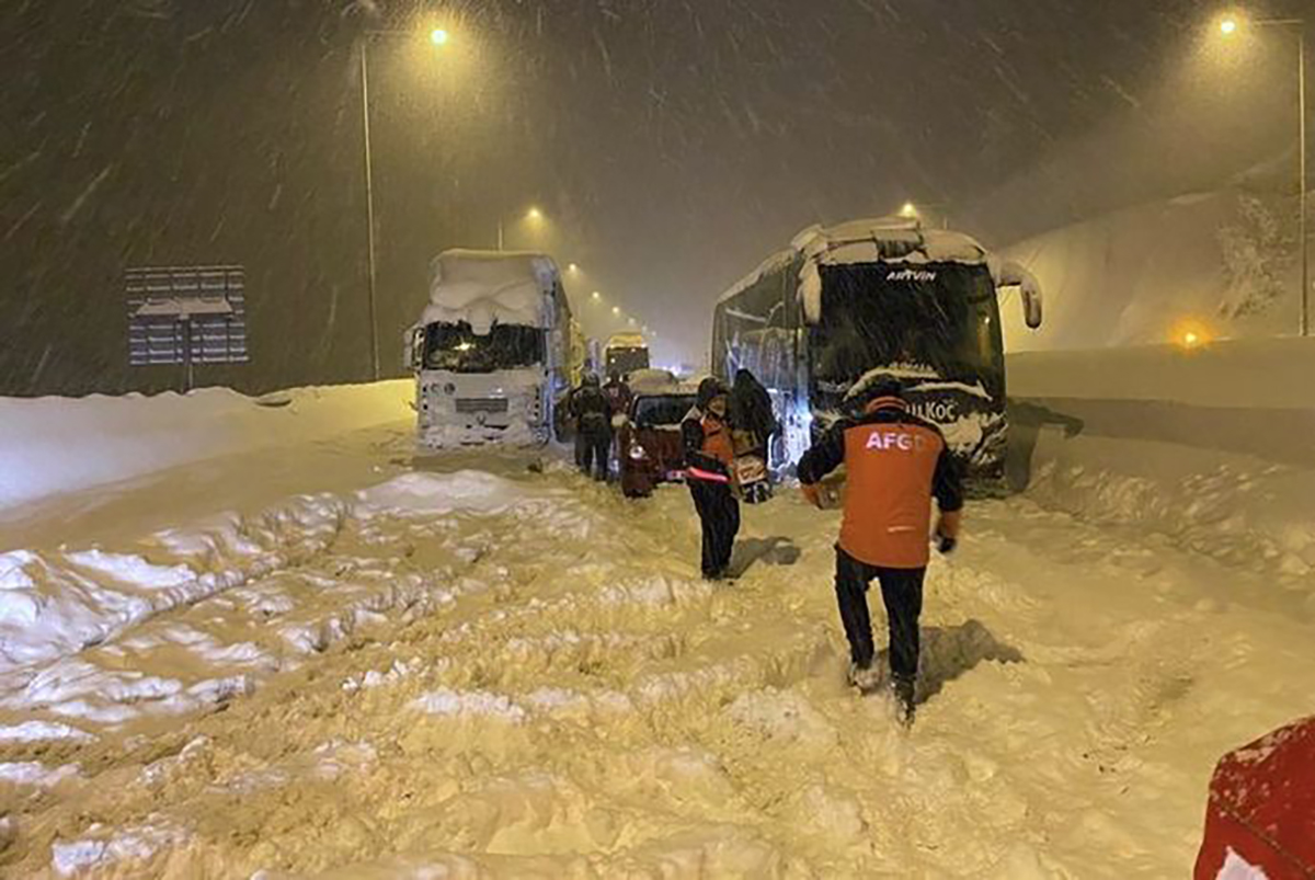 3323528-04cd931696c515132f056d199b34710b-copy