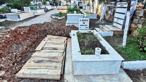 fatma-girik-mezar-yeri-1-width-500