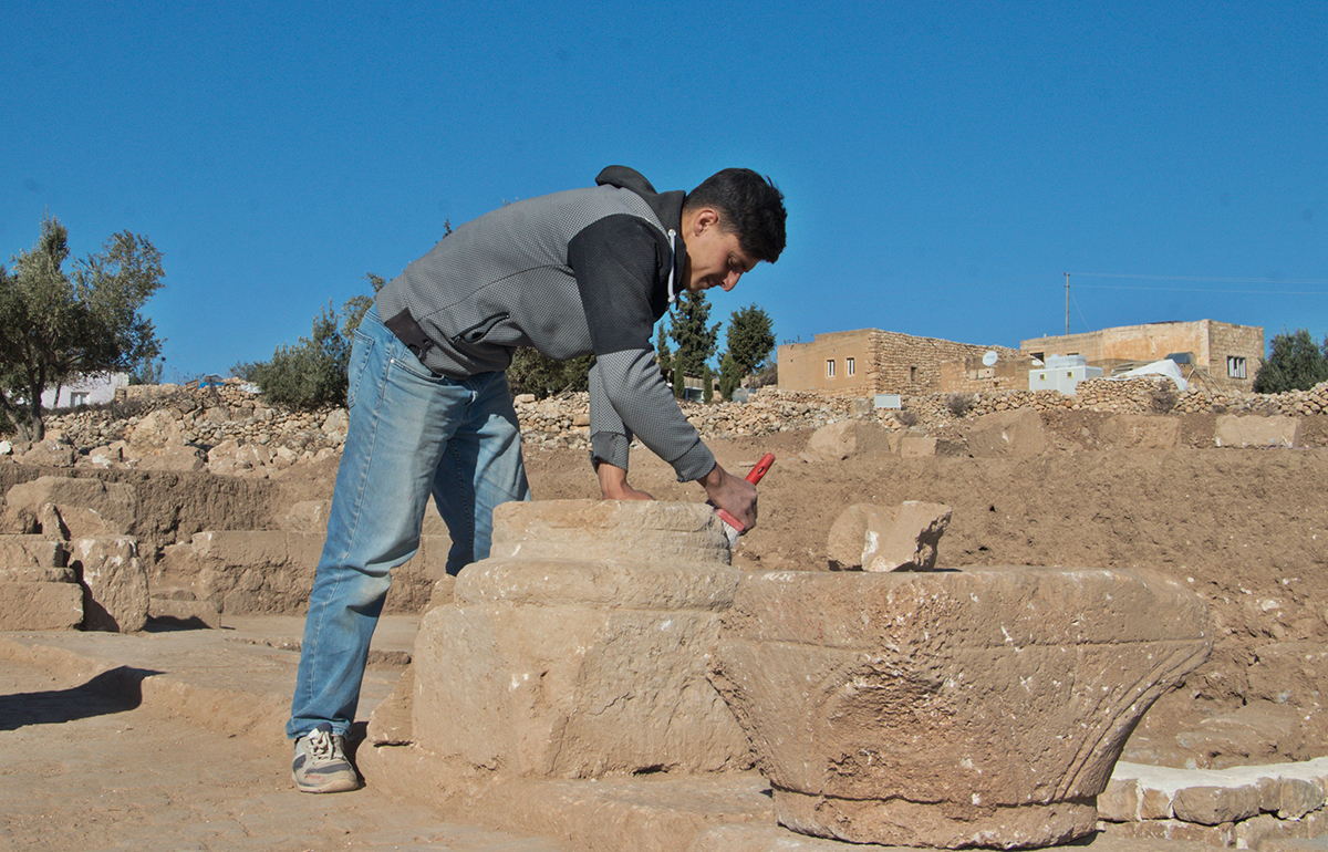 roma-imparatoru-1inci-anastasios-dara-antik-kenti-icin-suriyeden-tas-ustasi-getirtmis-9779-dhaphoto4-copy