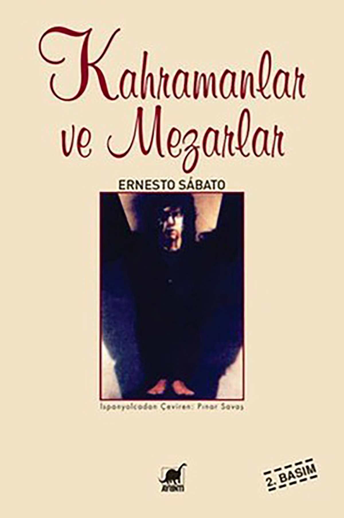 kahramanlar-ve-mezarlar