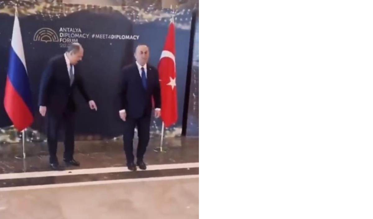 cavusoglu-lavrov-ile-aralarinda-gerginlik-14791080-1660-m