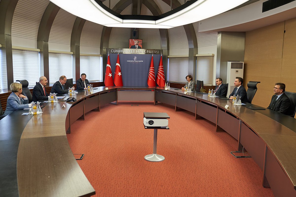 whatsapp-image-2022-03-23-at-12-48-13-1