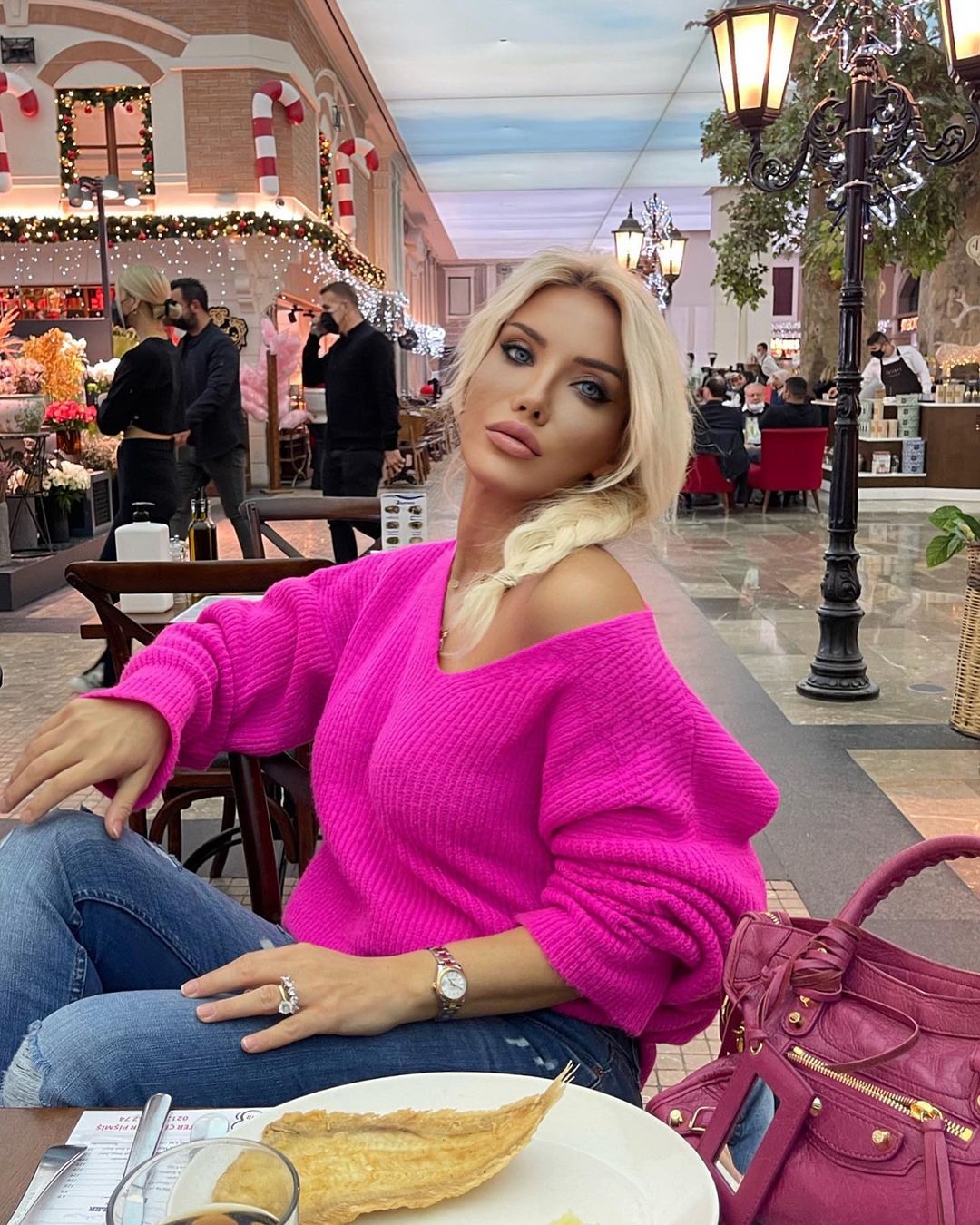 esra-271315723-340785490958824-8101812538457691788-n