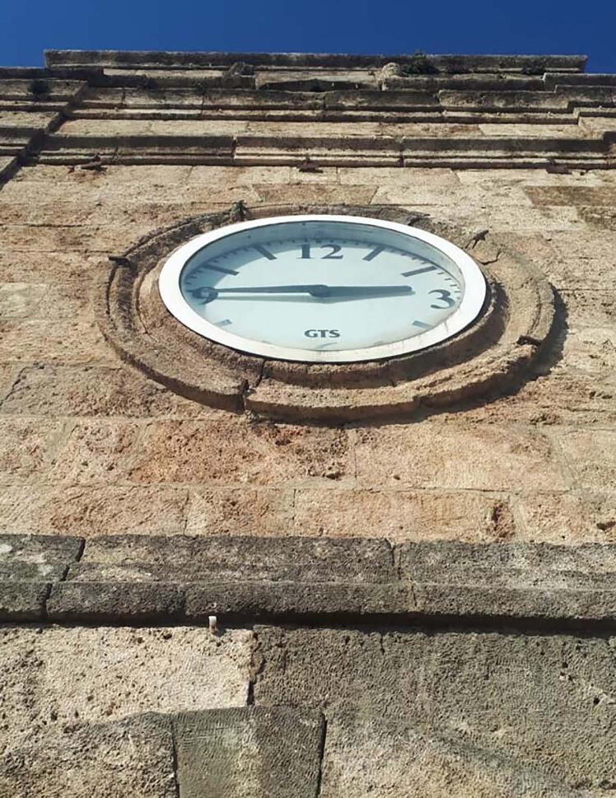 629db190470a9b03a0a5c3f4