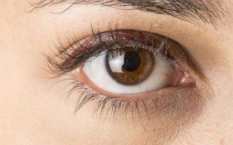 1533387535-goz-rengi-karakter-3-custom-1