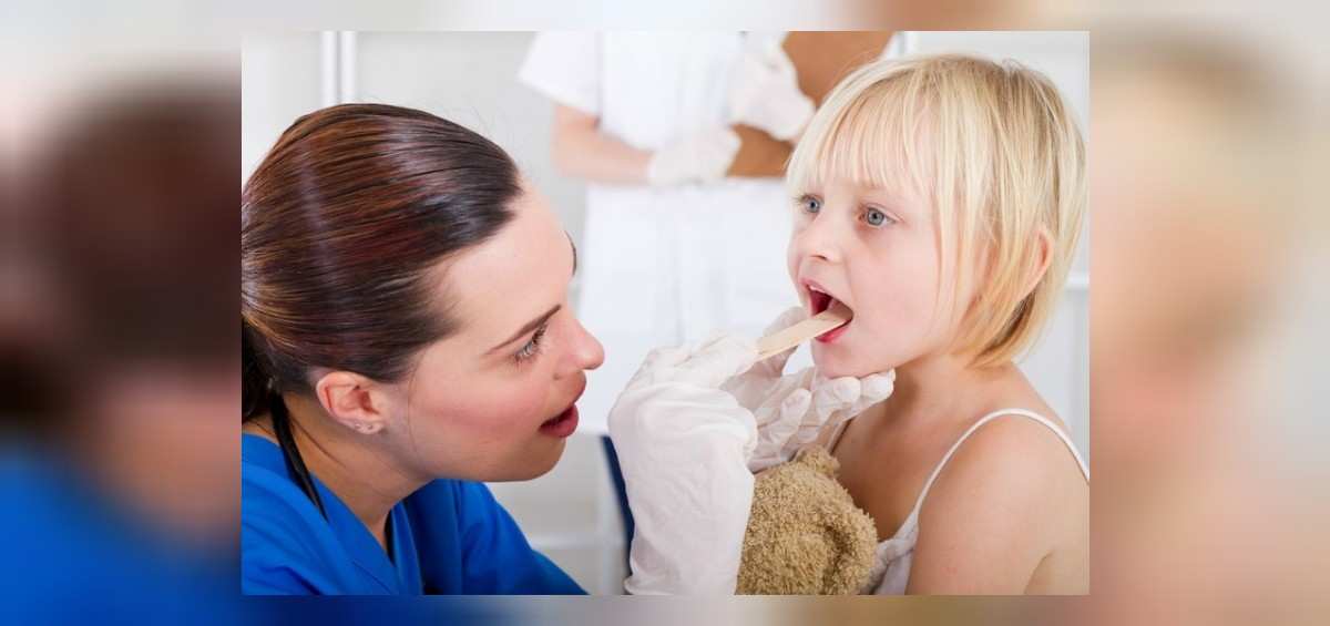 bebeklerde boğaz ağrısı