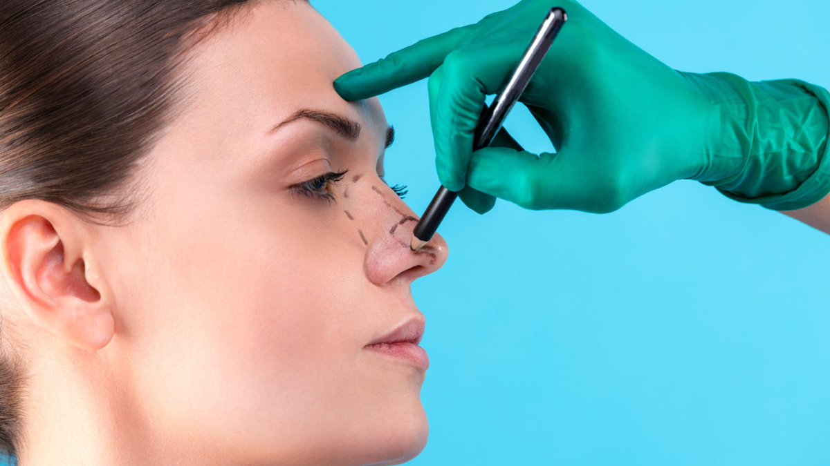 irem-helvacioglu-estetik-burun-estetigi