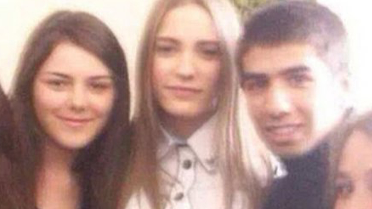 serenaysarikayakimdir