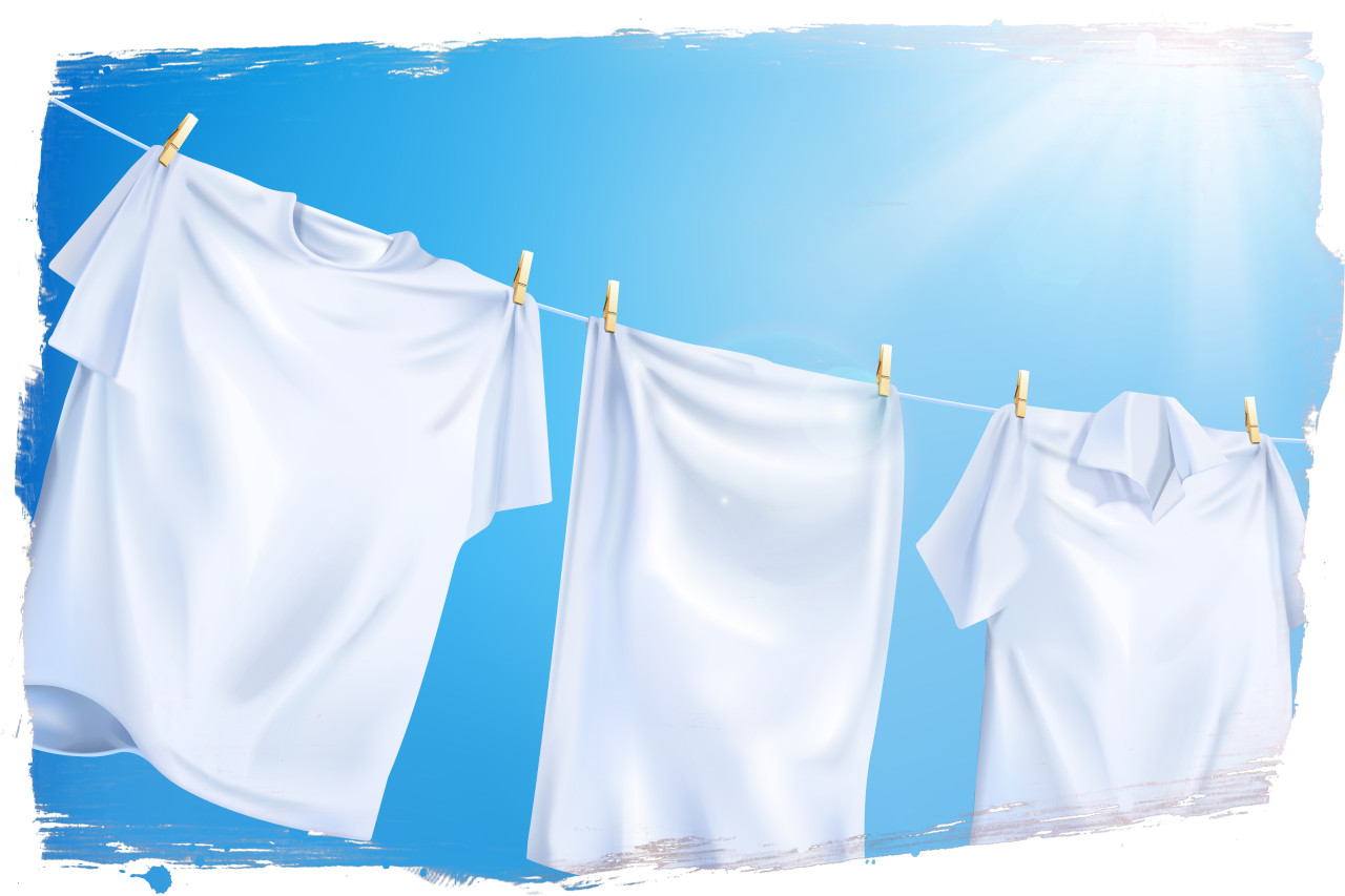 camasir-ipinde-beyaz-gomlekler