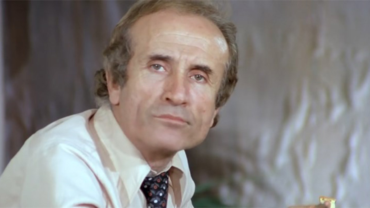 oyuncu-ve-ses-sanatcisi-riza-pekkutsal-yasamini-yitirdi-1053025-5