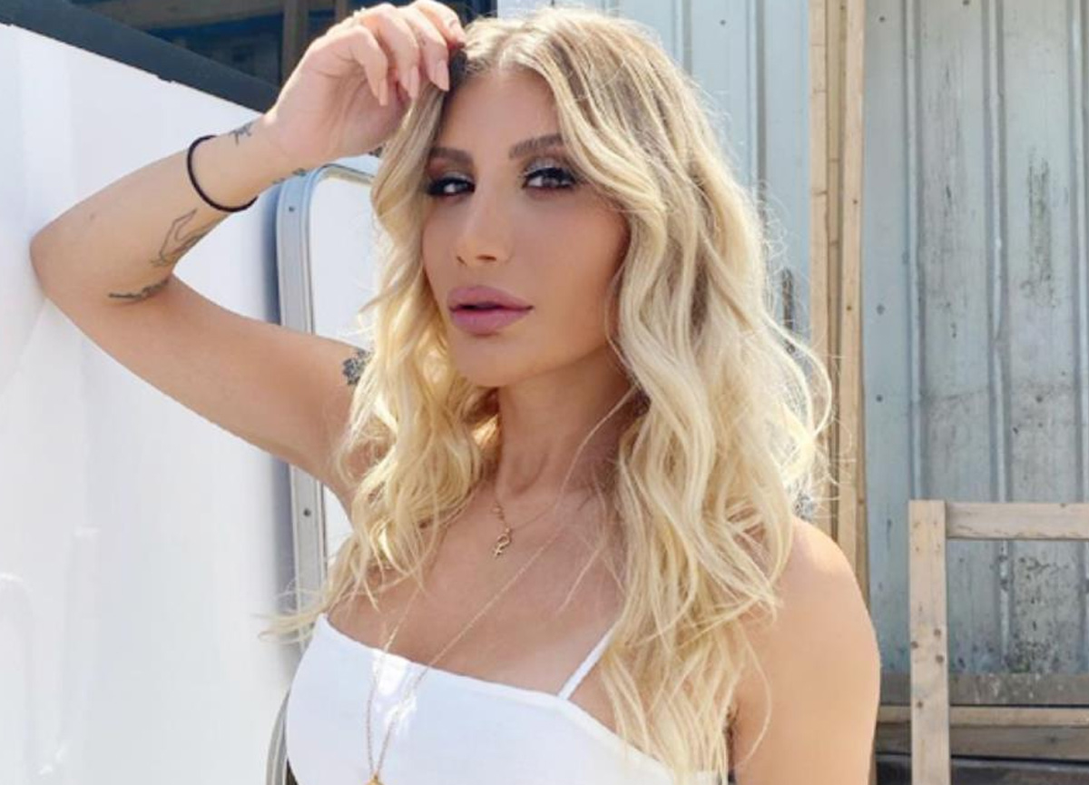 17133813561d82c8e0cd97