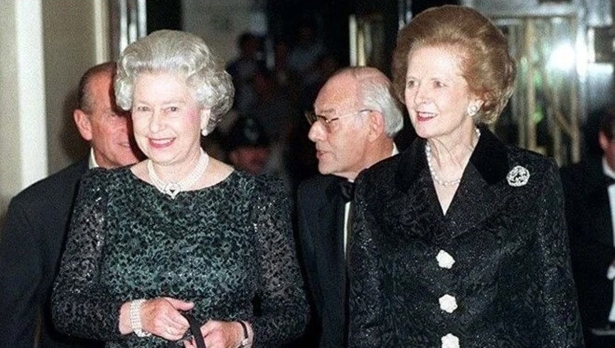 ingiltere-kralicesi-2-elizabeth-ve-margaret-thatcher