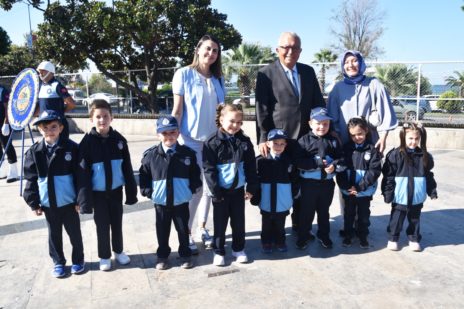 d1b7dab2-99d7-4a2b-bf05-c187f38a5a62