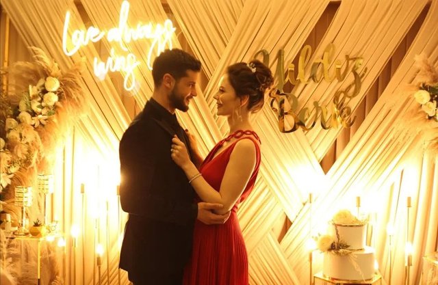 3333655-0a48169049974d4e559f309ea6181f47-640x640