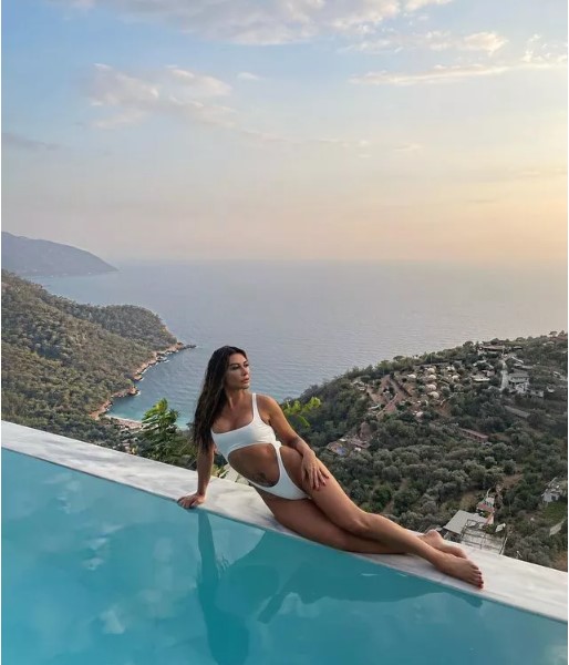 bikini.jpg