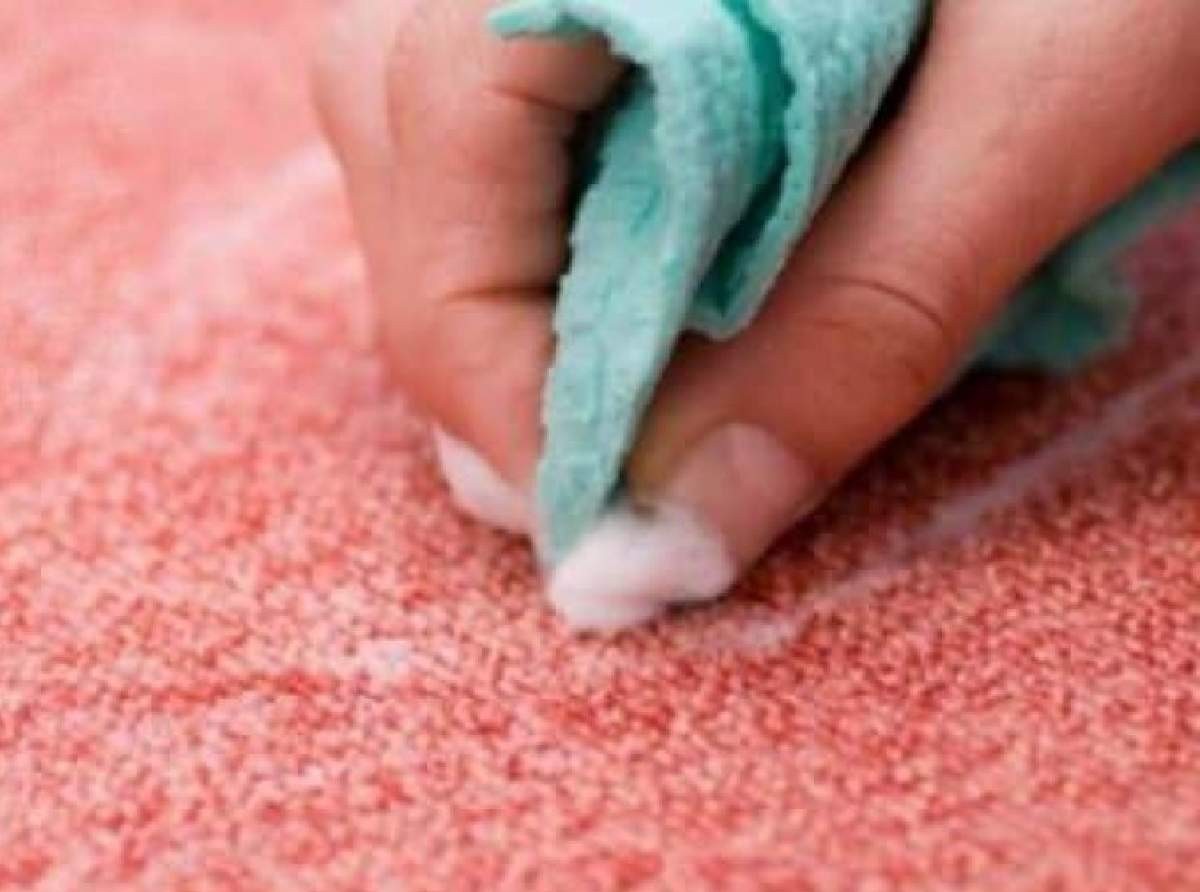 çamaşır suyu lekesi nasıl çıkar