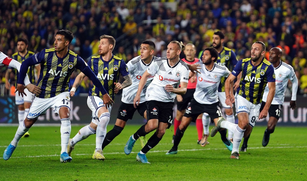⚔️Bugün günlerden derbi! 🏟️Beşiktaş-Fenerbahçe @NihatKahveci08 ve  @nebilevren ile maç önü ve maç sonunda canlı yayındayız! @DerbyMeclisi…