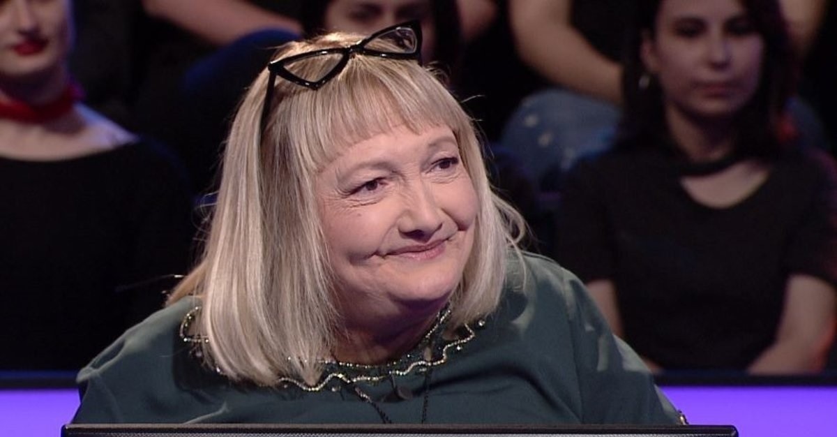 Süslü Füsun kimdir