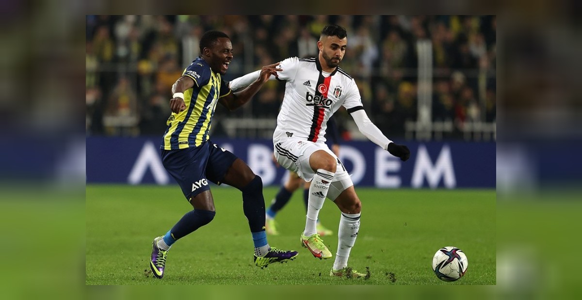 gdhspor on X: Beşiktaş, 40 dakikasını 10 kişi oynadığı Kadıköy  deplasmanından galibiyetle çıktı. Maç sonucu: Fenerbahçe 2-4 Beşiktaş  #FBvBJK  / X