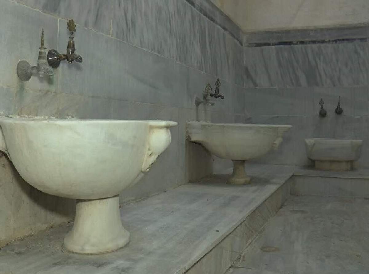 tarihi beylerbeyi hamamı satılıyor