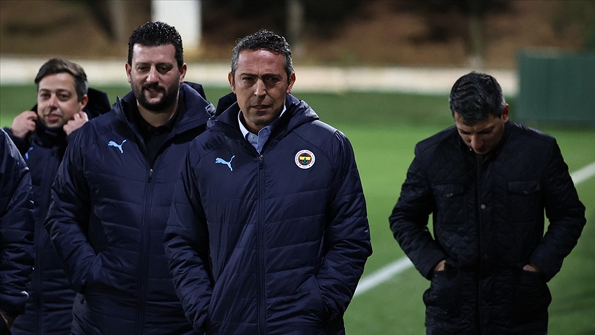 fenerbahcenin-borcu-ne-kadar