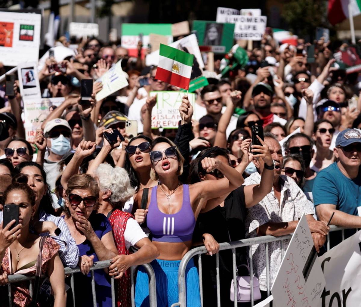 iranda-neden-protesto-duzenleniyor