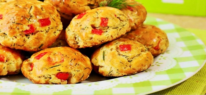 dereotlu-kirmizi-biberli-pogaca