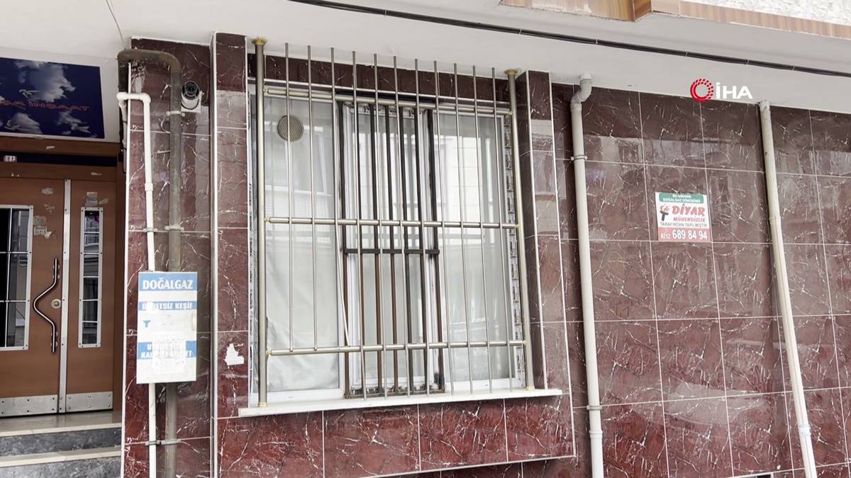 esenyurt-evin-kapisini-tuple-kirdi-2