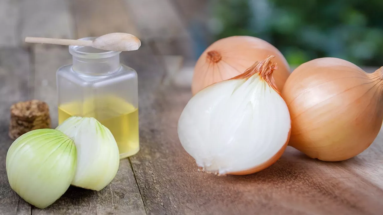 kaynatilmis-sogan-suyunun-faydalari-nelerdir-sogan-suyu-iltihap-sokturur-mu-1660805230-1871